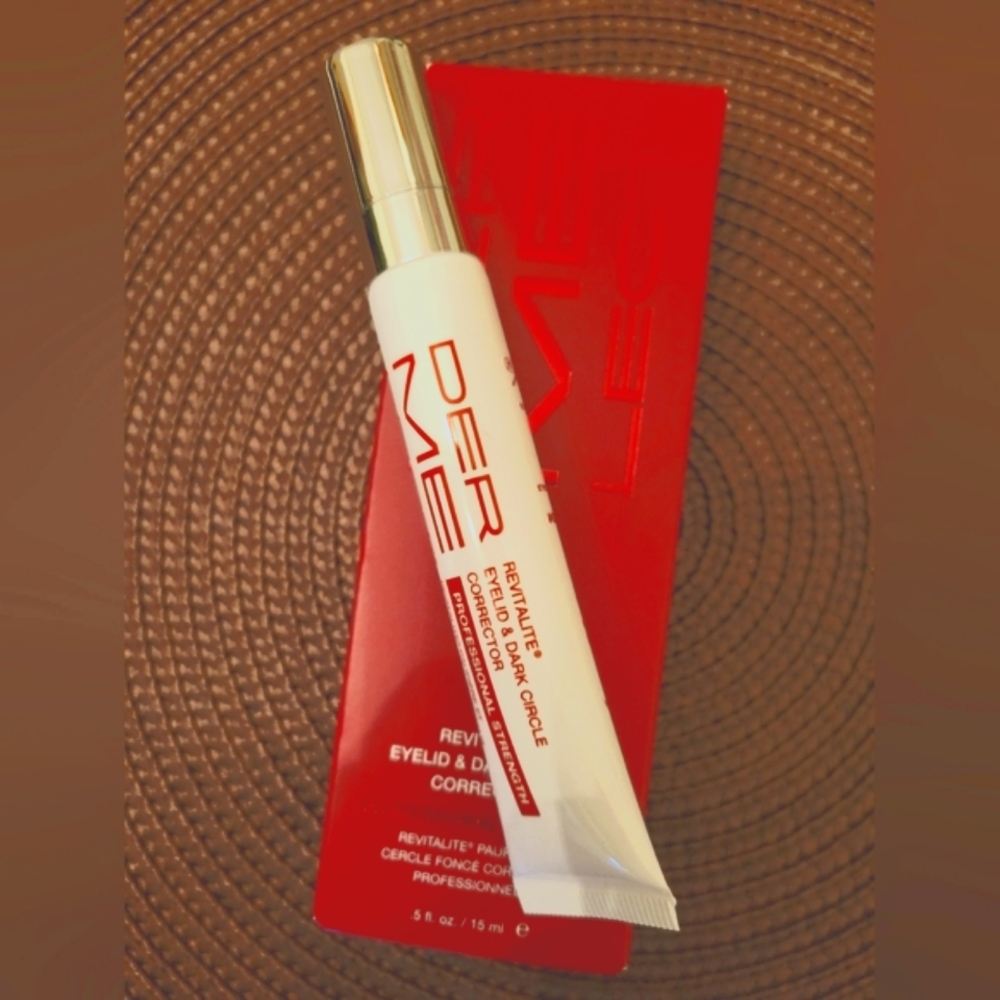 Dermelect Revitalite Eyelid and Dark Circle Corrector